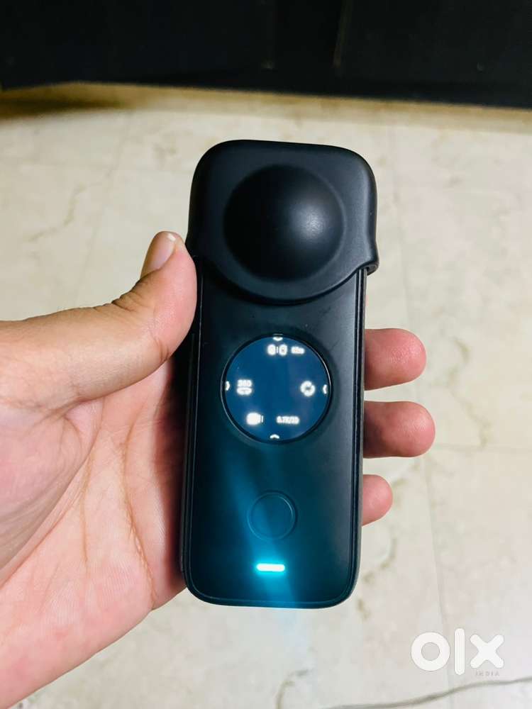 Insta 360 X2 Cameras Lenses 1817499863