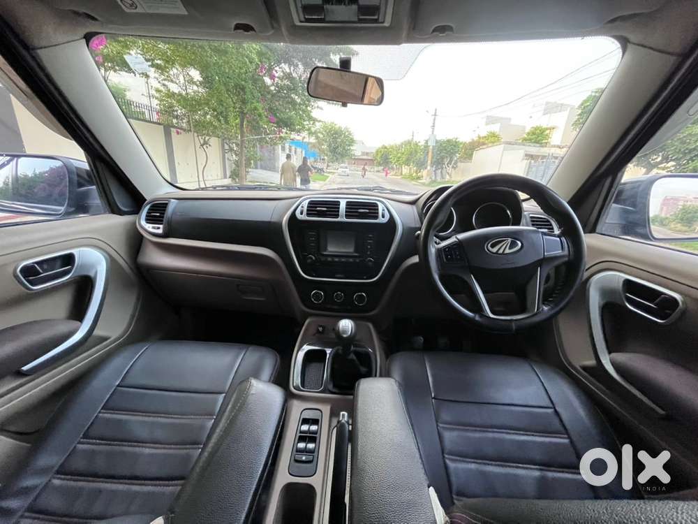 Mahindra Tuv 300 2015