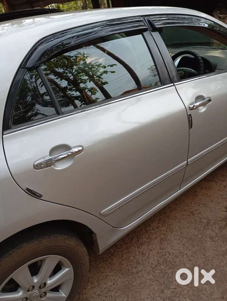 Toyota Corolla Altis 2011 Diesel 160000 Km Driven
