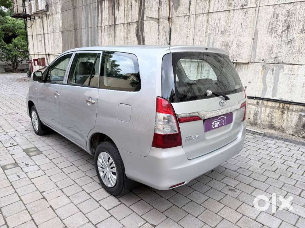 Toyota Innova 2.5 Gx 7 Str Bs-iii, 2016