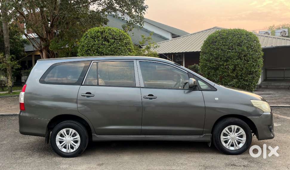 Toyota Innova 2012-2013 2.5 Gx (diesel) 7 Seater Bs Iv, 2012, Diesel