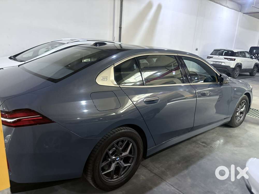 Bmw 5 Series 3.0 530i Touring, 2024, Petrol