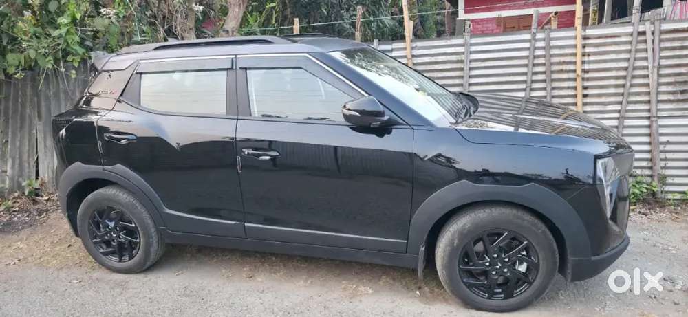 Mahindra Xuv 3xo 2026 Petrol 2500 Km Driven