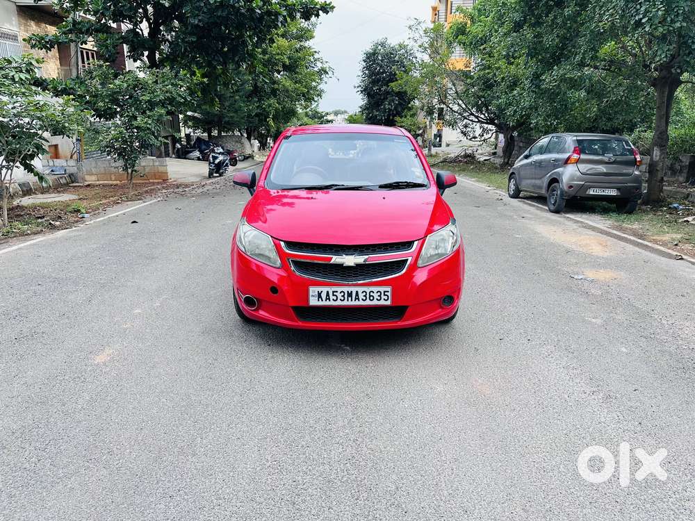 Chevrolet Sail Hatchback Manchester United Edition, 2013, Petrol