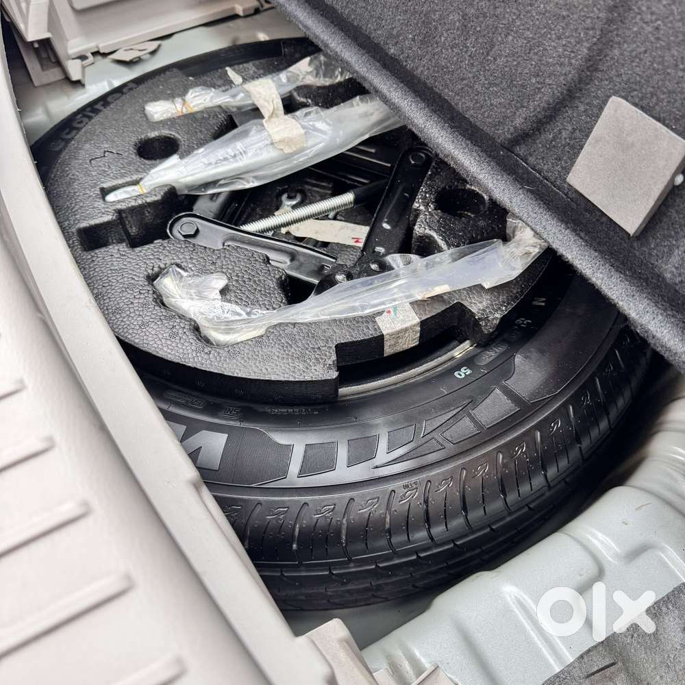 Mahindra Xuv300 W8 Option Dual Tone Diesel, 2019, Diesel