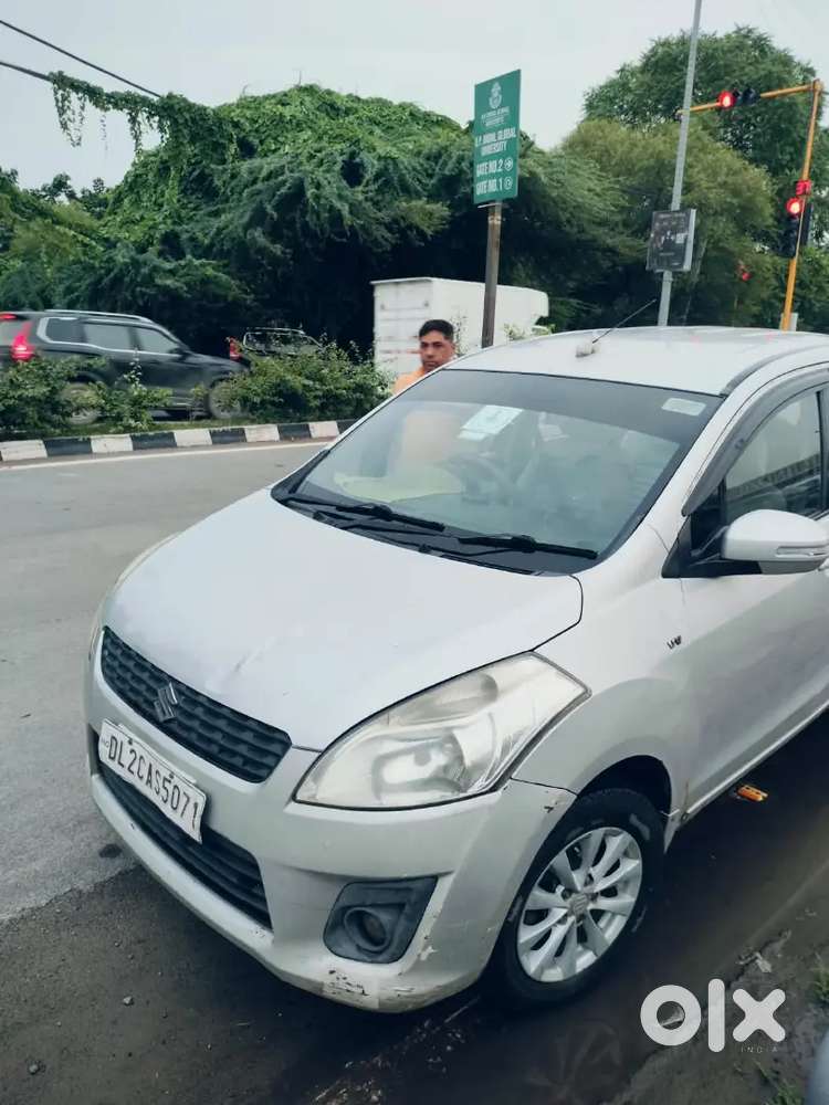 Maruti Suzuki Ertiga Zxi 2013