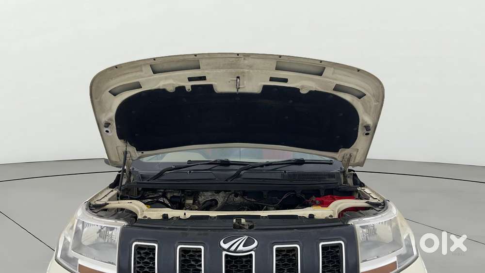 Mahindra Tuv 300 Mhawk100 T8, 2018, Diesel