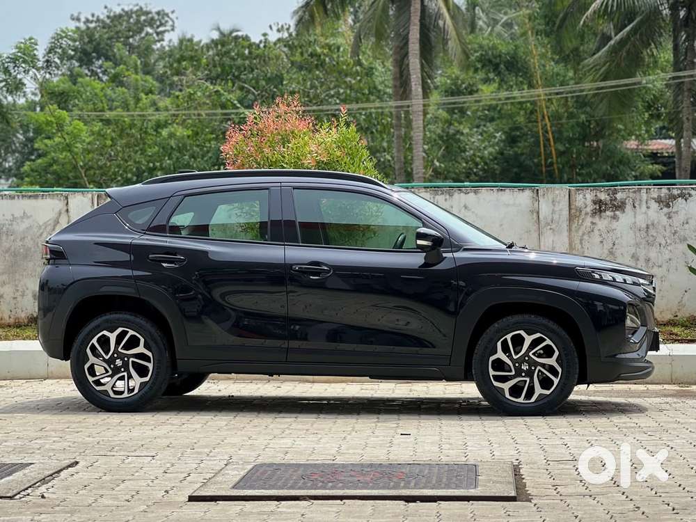 Maruti Suzuki Fronx Alpha 1.0l Turbo 6 At, 2023, Petrol