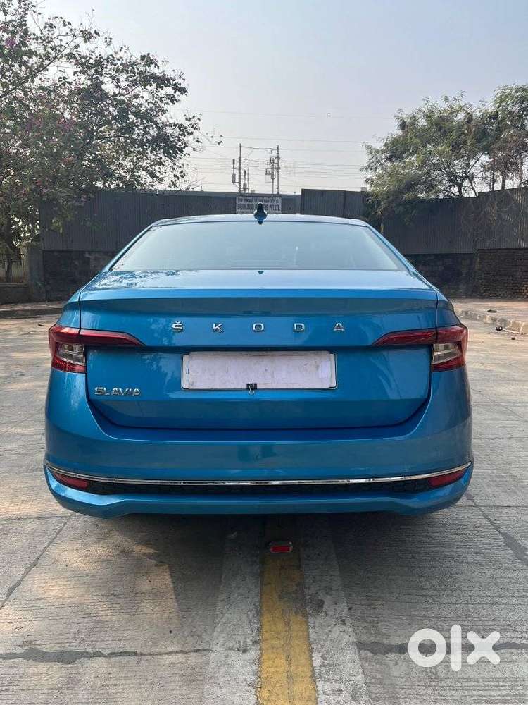 Skoda Slavia Style 1.0l Tsi At, 2024, Petrol