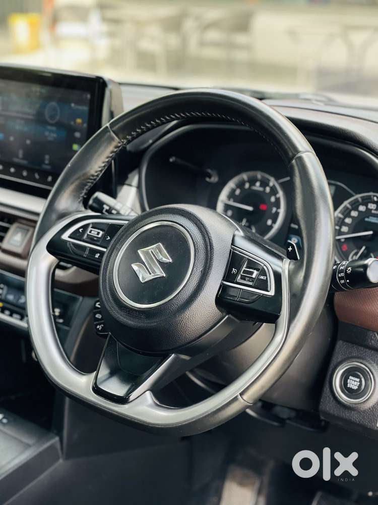 Maruti Suzuki Brezza 1.5 Zxi Plus At Smart Hybrid, 2023, Petrol