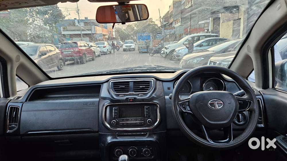 Tata Hexa 2.2 Xe 4x2 7 Str, 2017, Diesel