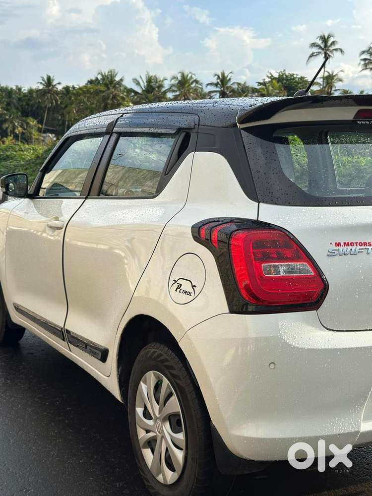 Maruti Suzuki Swift 2023 Year Vxi Petrol Automatic