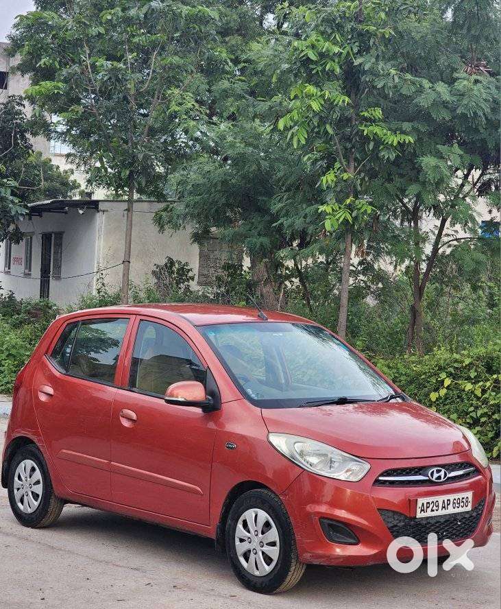 Hyundai I10 Sportz, 2011, Petrol