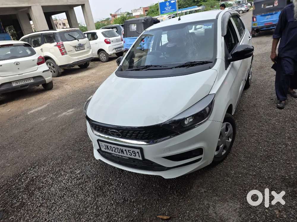 Tata Tiago Revotron  19 Dec 2024