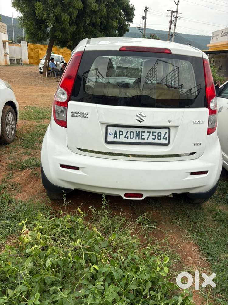 2nd Owner Maruti Ritz 2016 Diesel