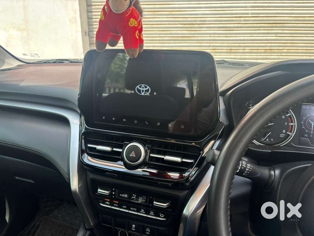 Toyota Urban Cruiser Petrol 2023