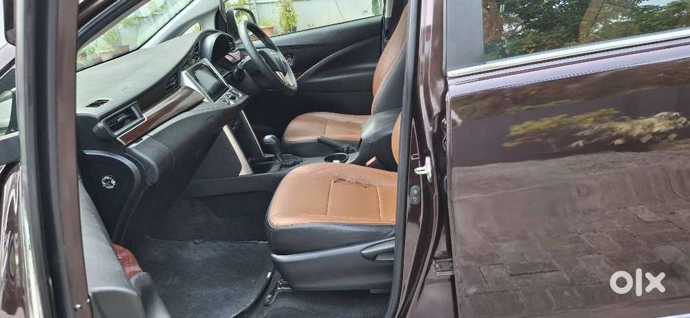 Toyota Innova Crysta