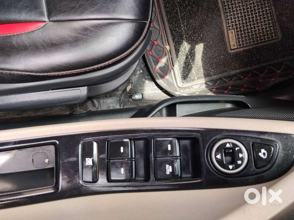 Hyundai I20 Petrol Asta Option, 2019, Petrol