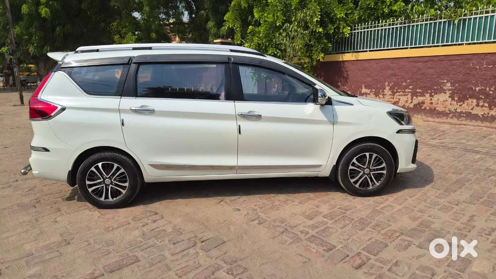 2024 Maruti Ertiga Vxi Cng