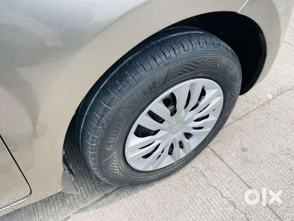 Maruti Suzuki Dzire 1.2 Vxi Amt, 2019, Petrol
