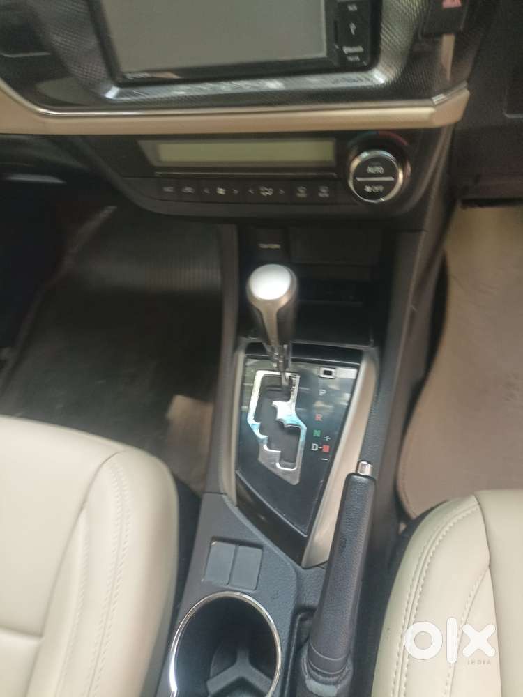Toyota Corolla Altis 1.8 Vl, 2015, Petrol