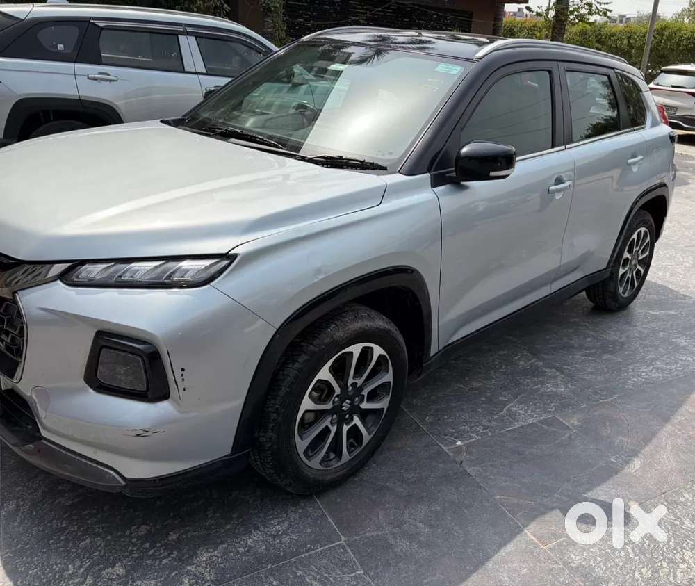 Maruti Suzuki Grand Vitara 1.5 Zeta Plus Dual Tone Intelligent Hybri..
