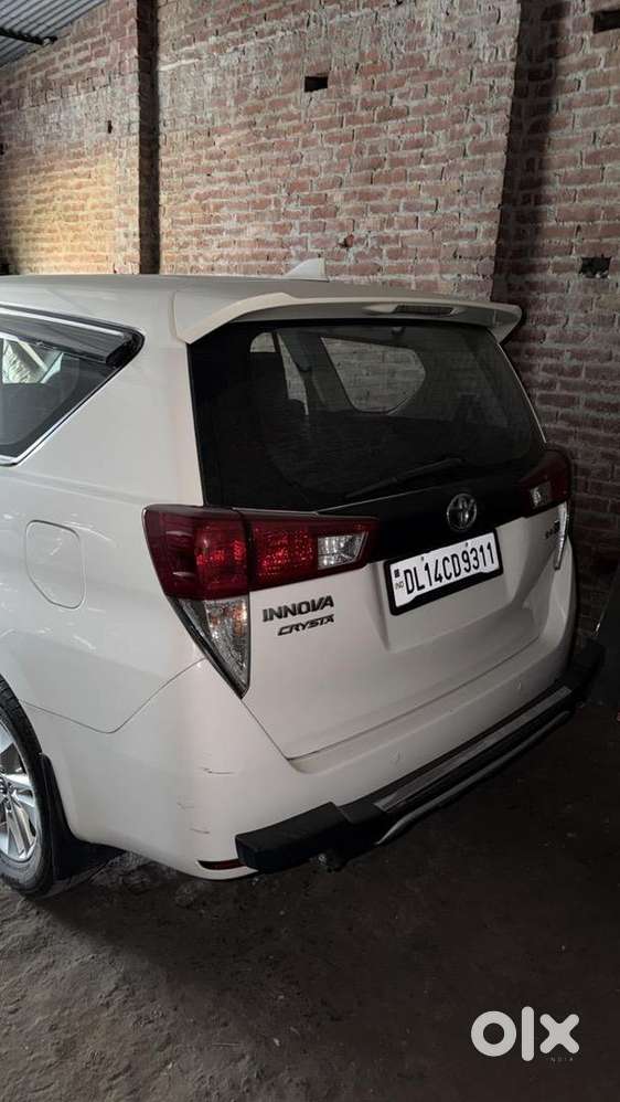 Toyota Innova Crysta 2018 Diesel Well Maintained