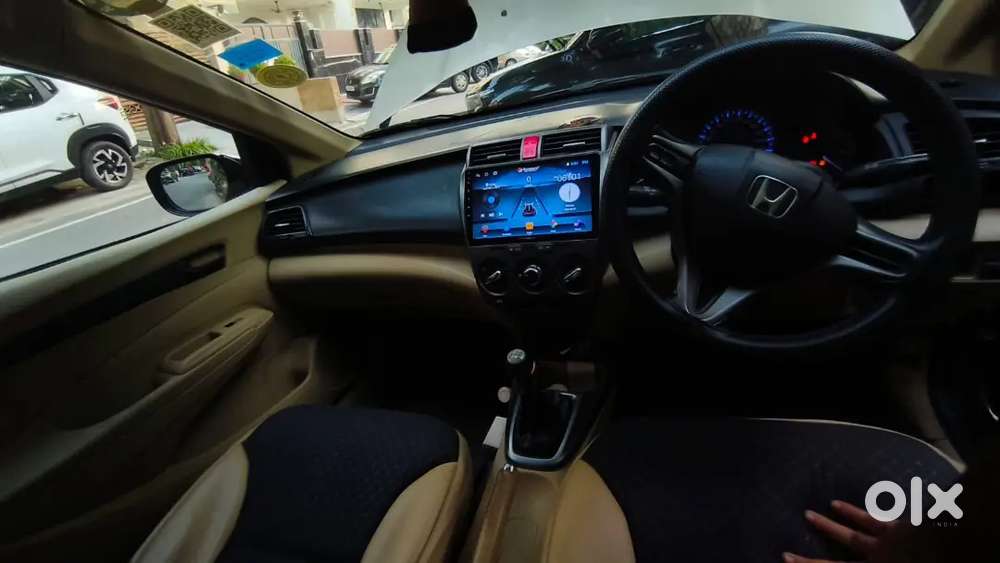 Honda City 1.5 Sv 2015,cng Brand New Company Kit
