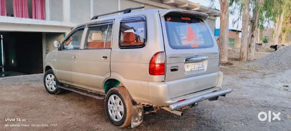 Chevrolet Tavera 2012 Diesel 300000 Km Driven