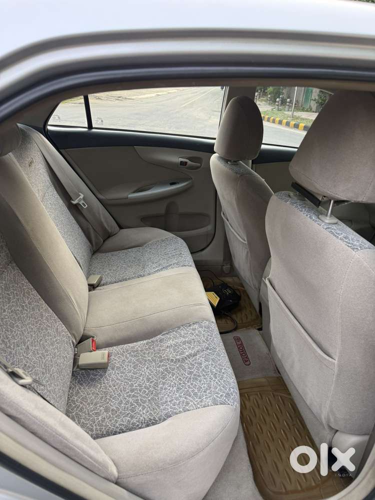 Toyota Corolla Altis 2010-2013 1.8 Js, 2012, Petrol