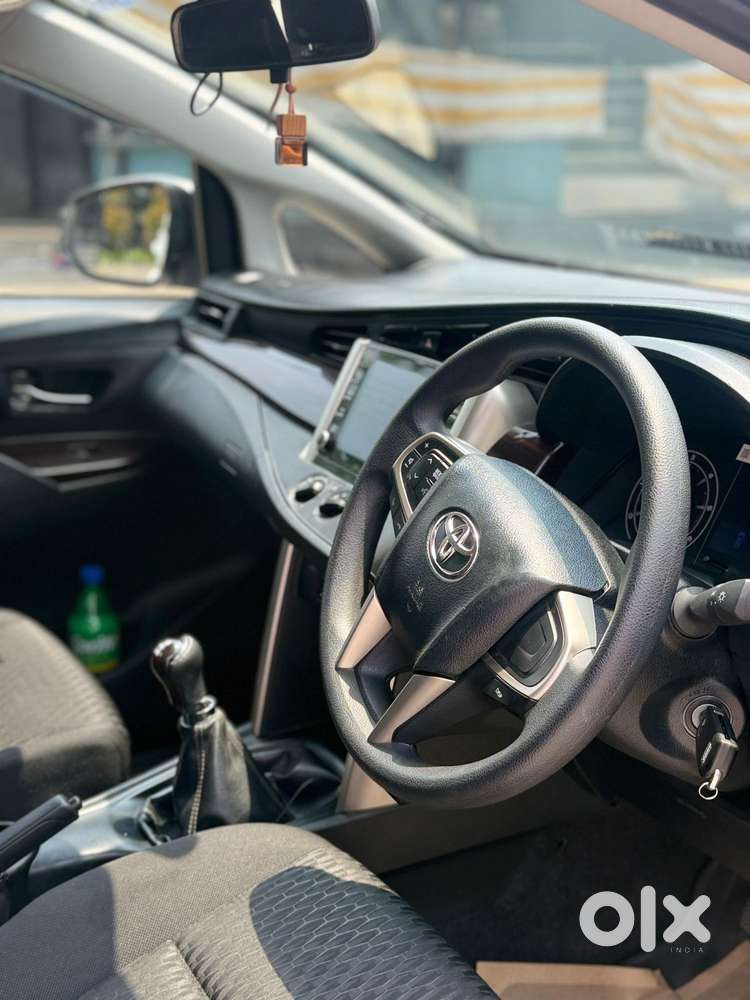 Toyota Innova Crysta 2.4 G Plus Mt 7 Str, 2025, Diesel