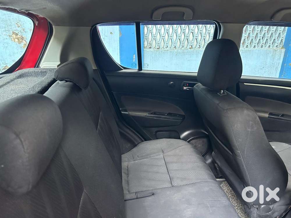 Maruti Suzuki Swift 1.2 Vxi (o), 2014, Petrol