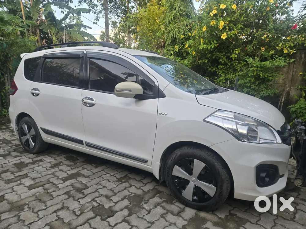 Maruti Suzuki Ertiga Vxi 2016
