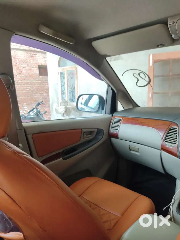 Toyota Innova 2.5 2012