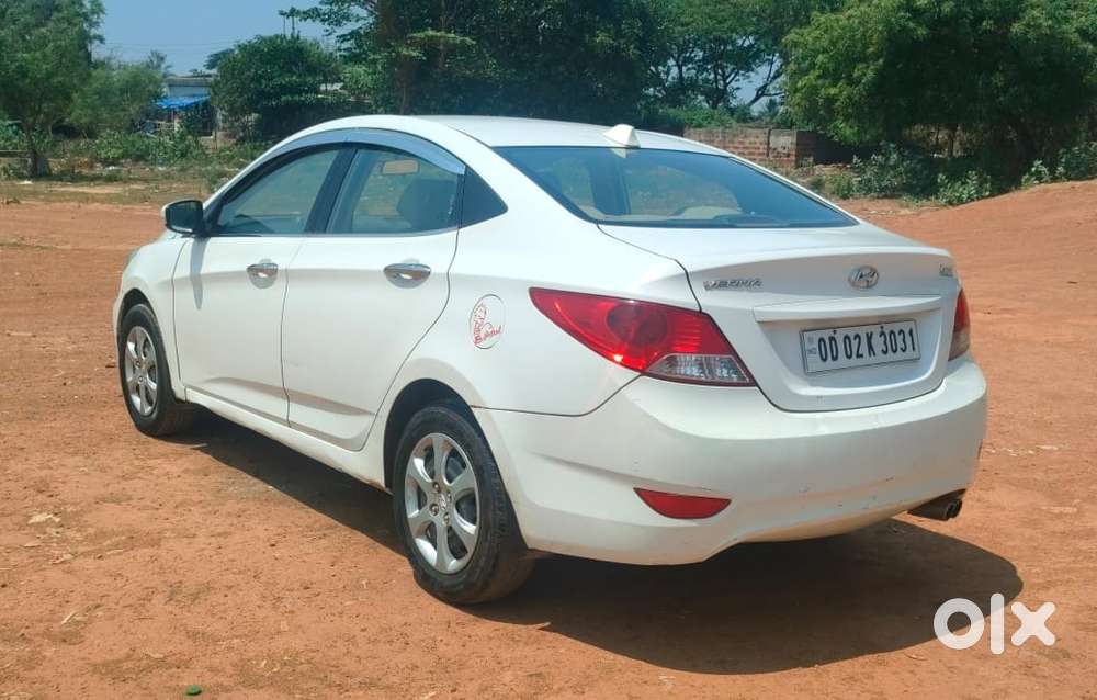 Hyundai Verna 1.5 Sx Vtvt, 2013, Petrol