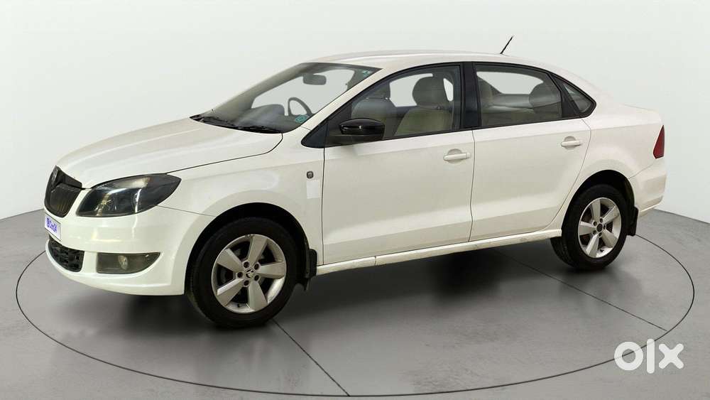 Skoda Rapid 2011-2013 1.6 Mpi Elegance, 2015, Petrol