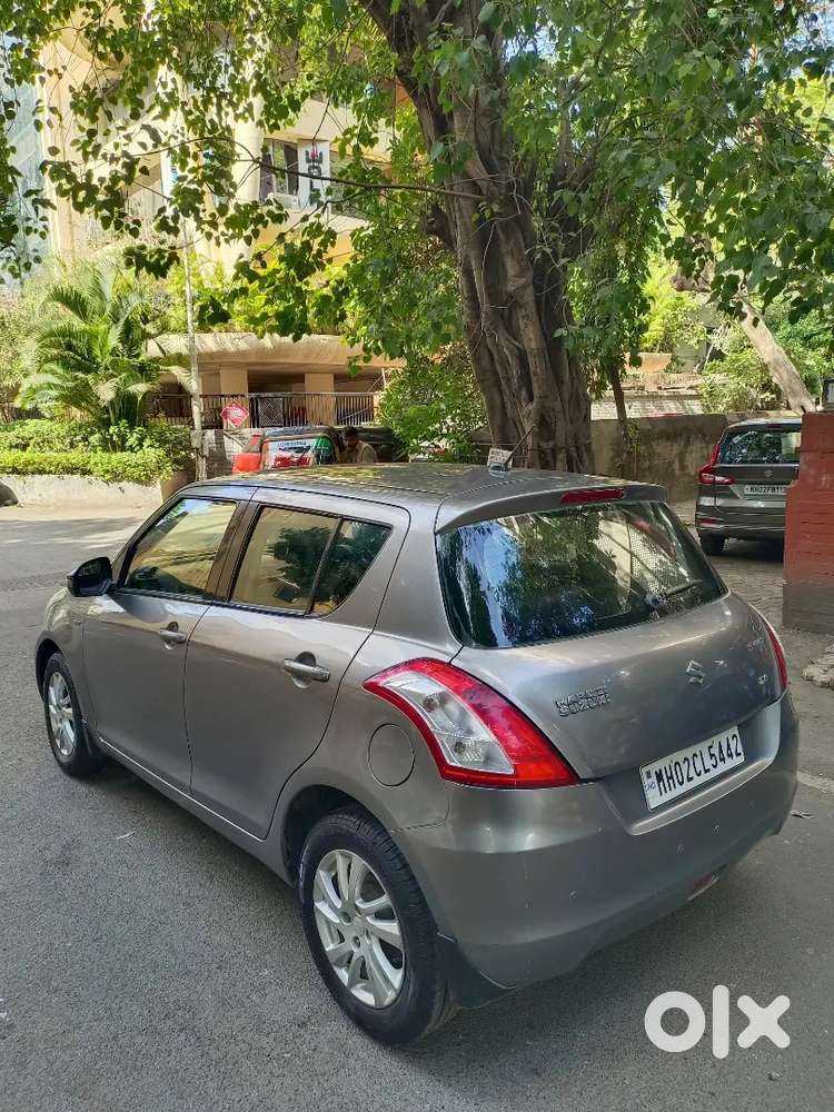 Maruti Suzuki Swift Zxi 2012 Petrol Brand New Tayers