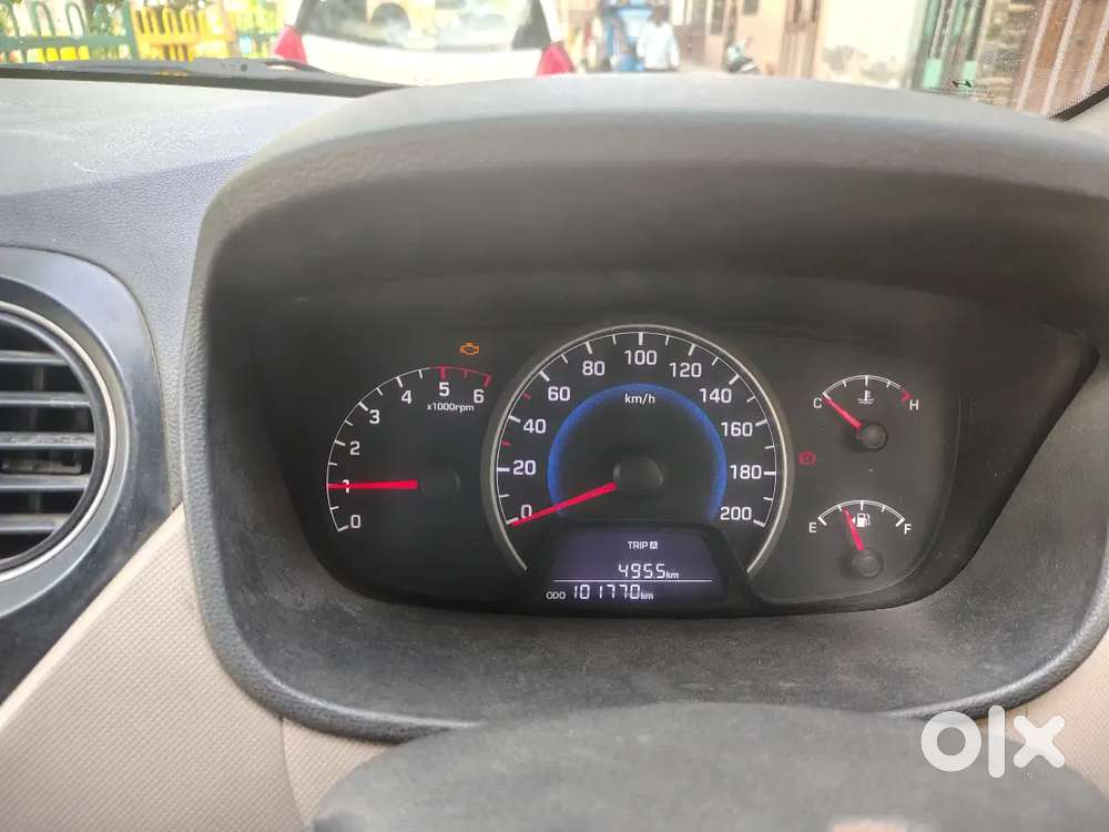 Hyundai Grand I10 2014 Diesel 101000 Km Driven