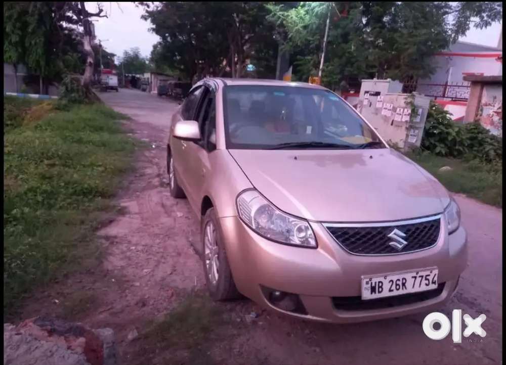 Maruti Suzuki Sx4 2012 Petrol Top Model Well Maintained. Urgent Sale