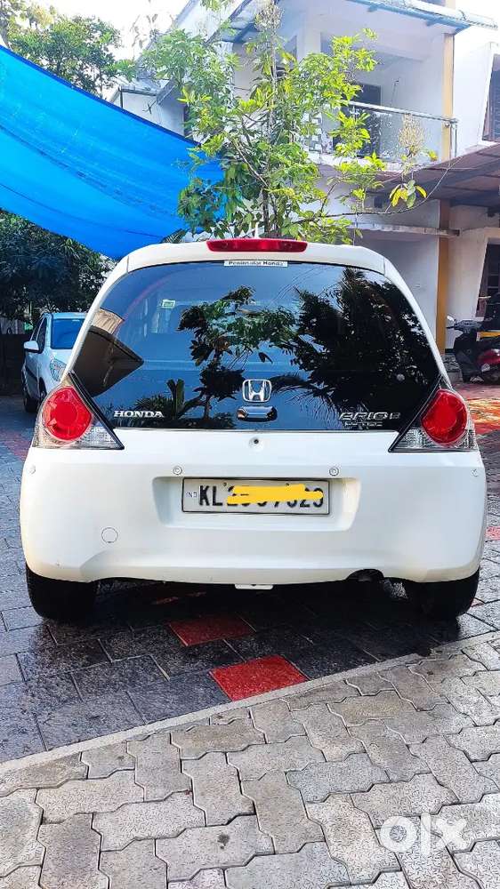 Honda Brio 2015 Petrol Well Maintained