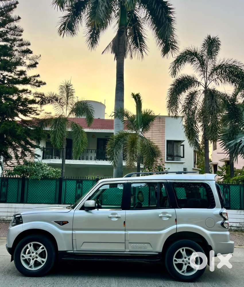 Mahindra Scorpio S10, 2017, Diesel