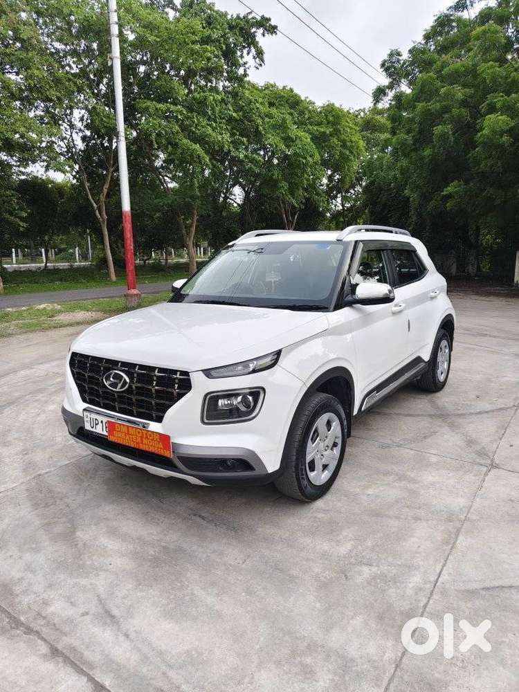 Hyundai Venue S Plus Mt 1.2 Kappa, 2022, Cng & Hybrids