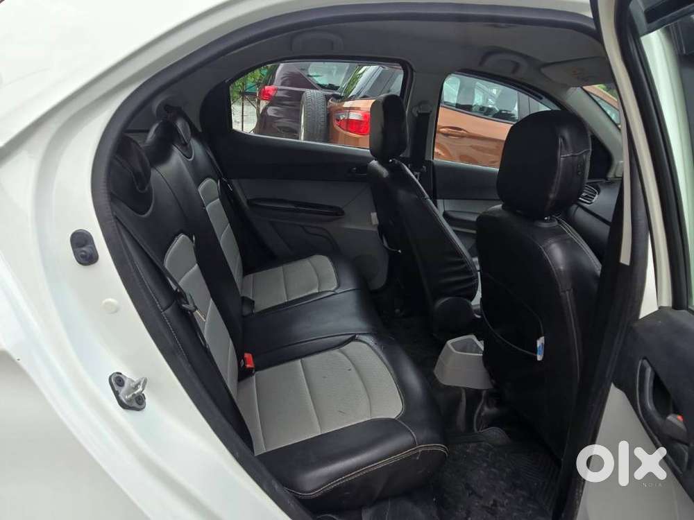 Tata Tiago 1.2 Revotron Xt (o), 2023, Petrol