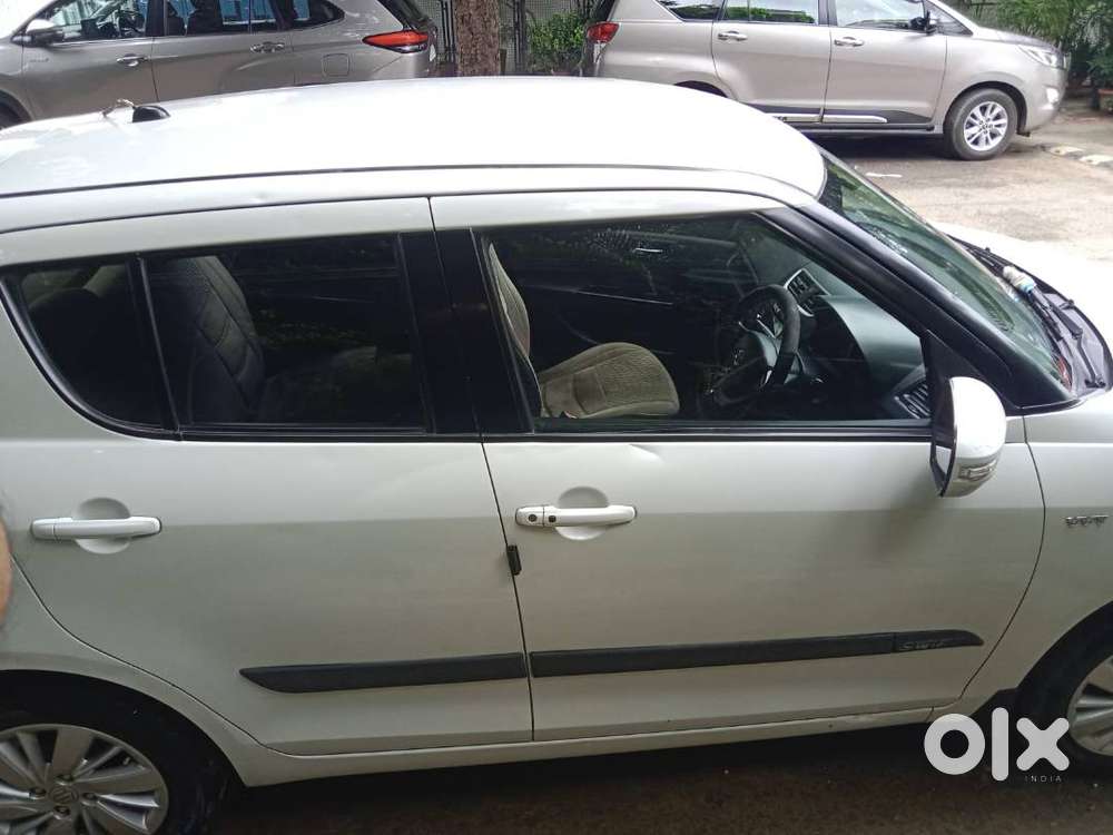 Swift Zxi P 2014 Petrol + Cng