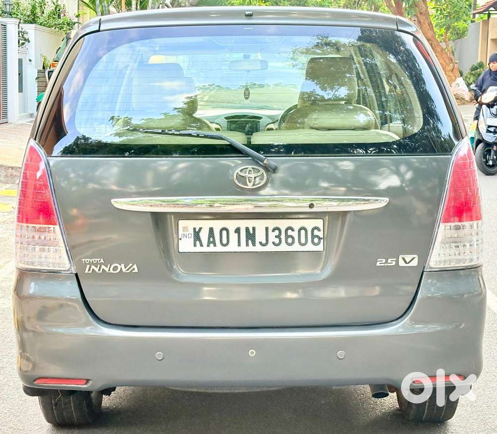 Toyota Innova 2.5 Vx 7 Str Bsiv, 2011, Diesel