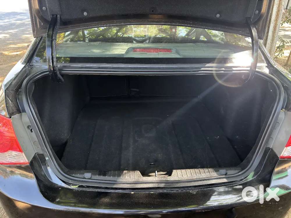 Chevrolet Cruze 2011 Diesel Well Maintained Mh 15 Passing Car