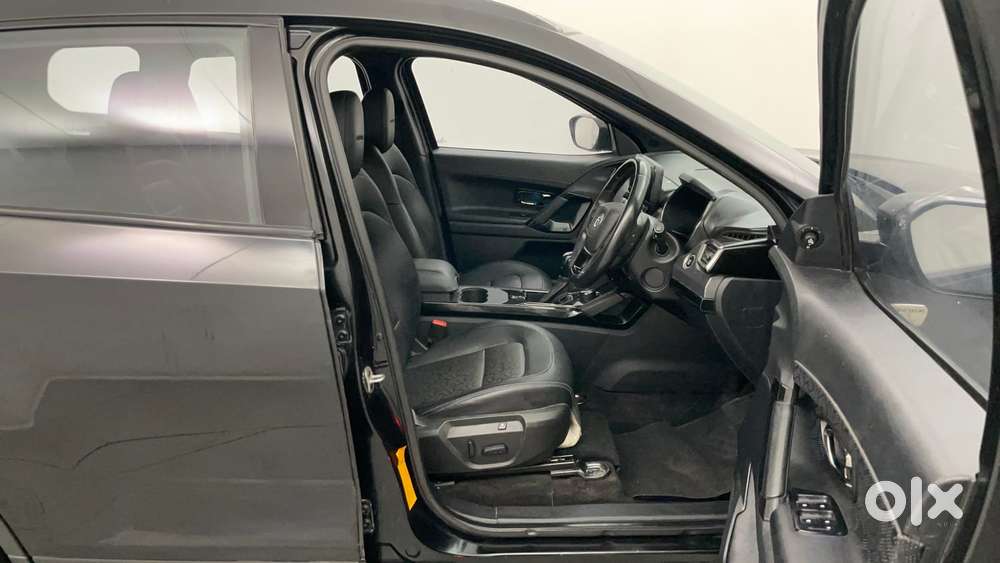 Tata Safari 2.0 Xza Plus 6 S Dark Edition, 2022, Diesel