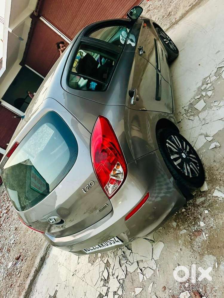 Hyundai Car 2012 Year