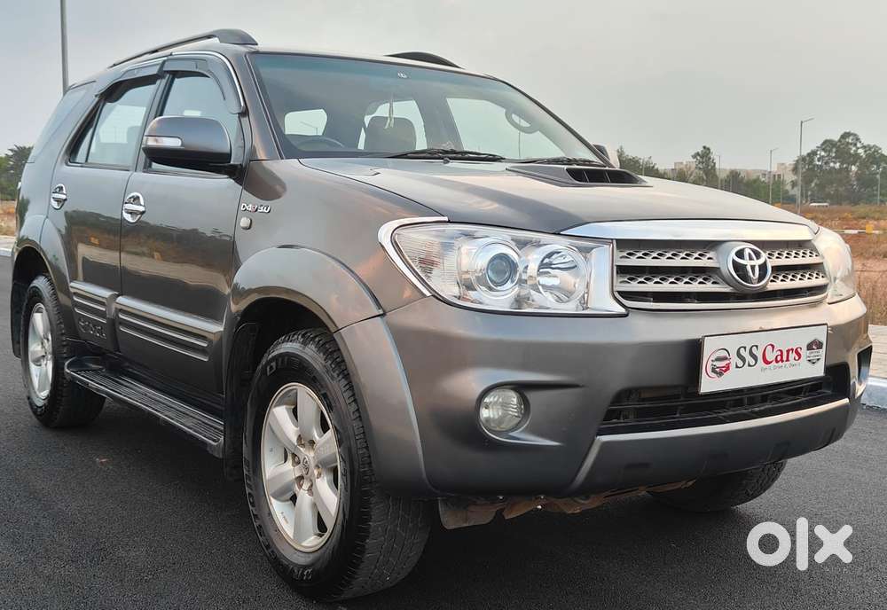 Toyota Fortuner 3.0 4x4 Manual, 2010, Diesel