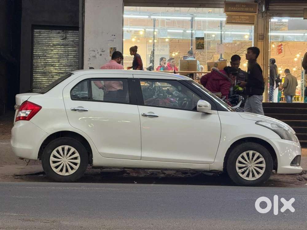 Maruti Suzuki Swift Dzire 2015 Diesel Well Maintained
